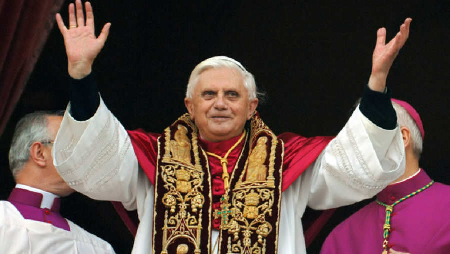 Benoît XVI : le pape des records